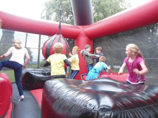 Last Day in P4 Bouncy Castle Fun!